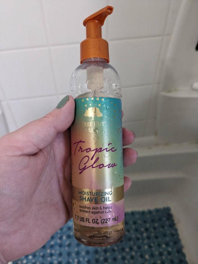Tropic Glow Moisturizing Shave Oil product review