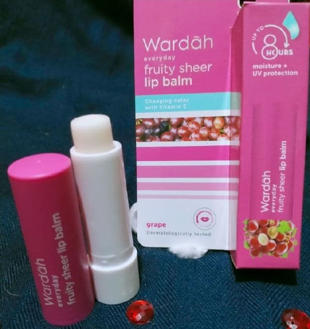 Wardah Everyday Fruity Sheer Lip Balm - Grape review photo by AinJazlan