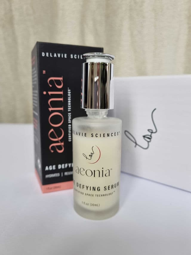Delavie Sciences Aeonia Age Defying Serum review photo by asi19962023