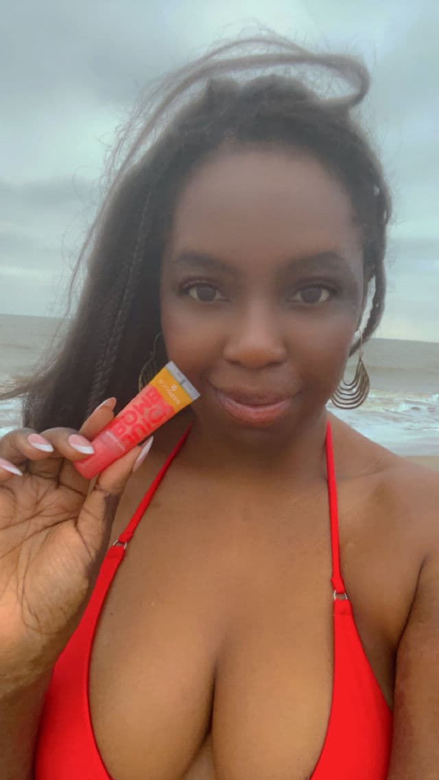 Essence Juicy Bomb Shiny Lipgloss - 04 Crazy Cherry review photo by simplyhenna