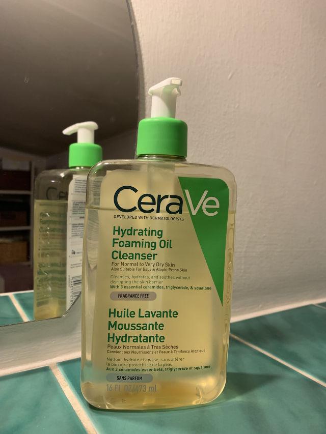 Hydrating Foaming Oil Cleanser  product review
