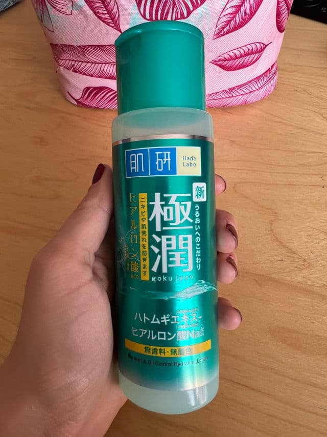 Hada Labo Blemish & Oil Control Hydrating Lotion review photo by thegl0wfactor