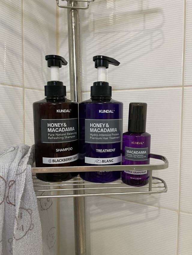 Kundal Macadamia Damage Care Solution Premium Hair Essential Oil - Baby Powder review photo by AnnetKrist