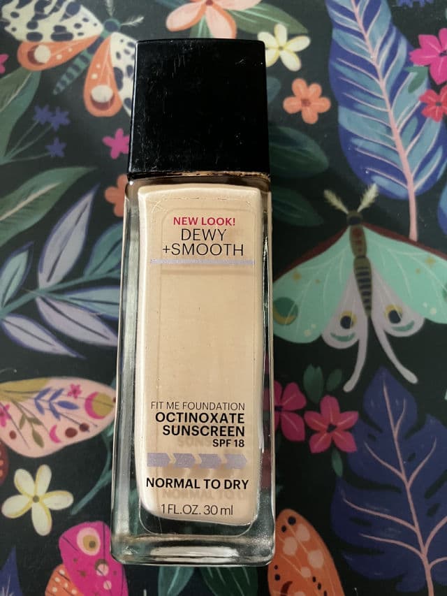 Maybelline Fit Me Dewy + Smooth Foundation - Normal to Day Foundation with Vitamin E review photo by hannahnichole