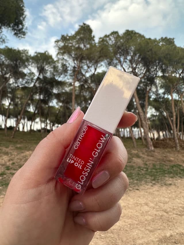 Catrice 010 - Keep It Juicy review photo by mybeautykarma