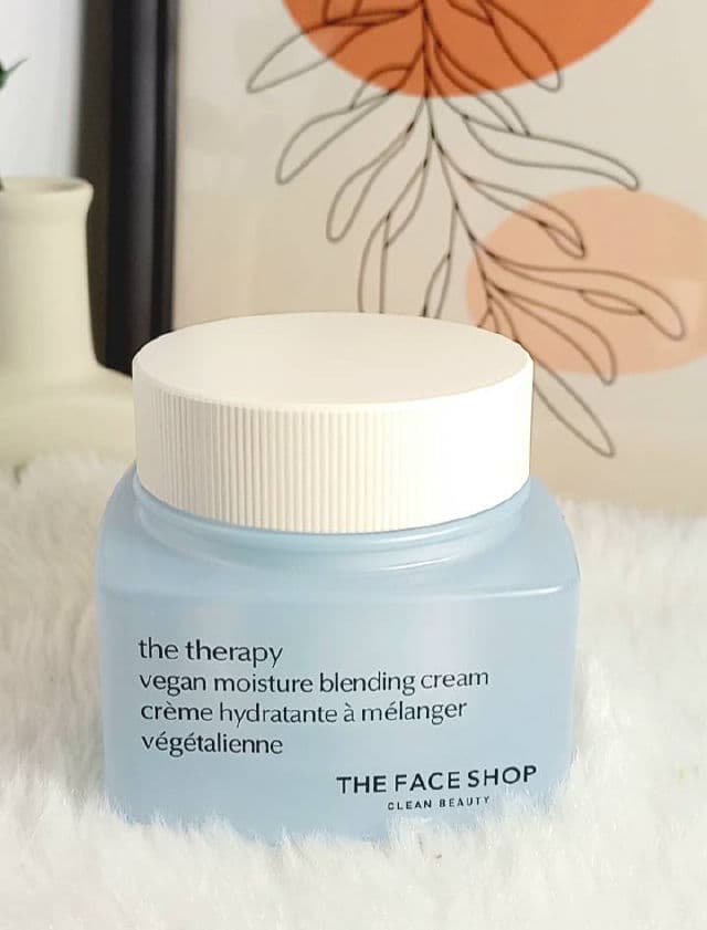 THE FACE SHOP The Therapy Vegan Moisture Blending Cream review photo by nrsollehan
