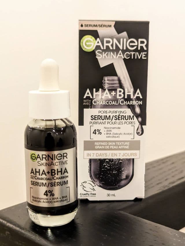 Garnier SkinActive 4% AHA + BHA Charcoal Serum review photo by Alyjo