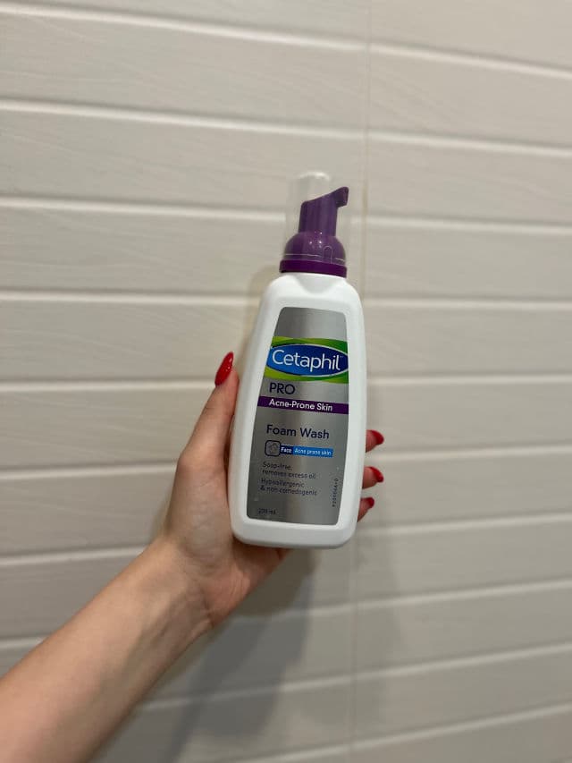Cetaphil Dermacontrol Pro Oil Removing Foam Wash review photo by Marelerda