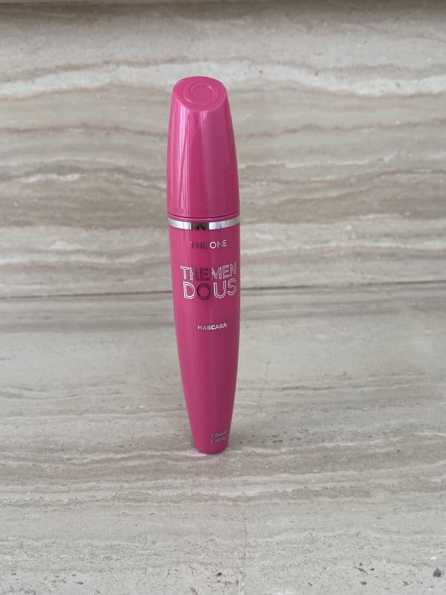 Oriflame The One Tremendous Mascara review photo by Waitingfirst