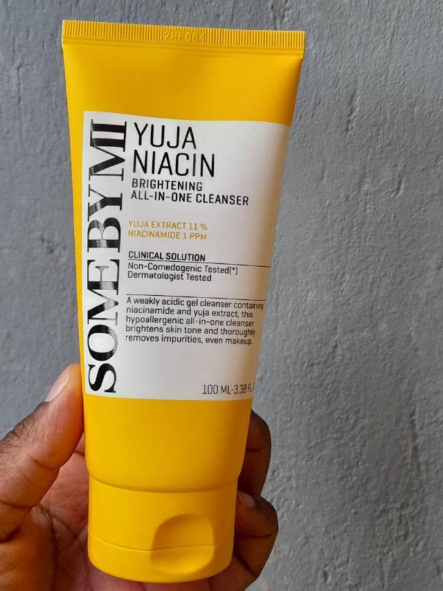 Yuja Niacin Brightening All-In-One Cleanser product review