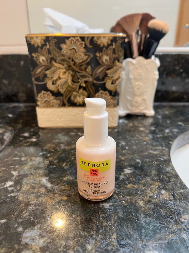 Sephora Collection Gentle Peeling Serum with Lactic Acid review photo by Rosiebeauty