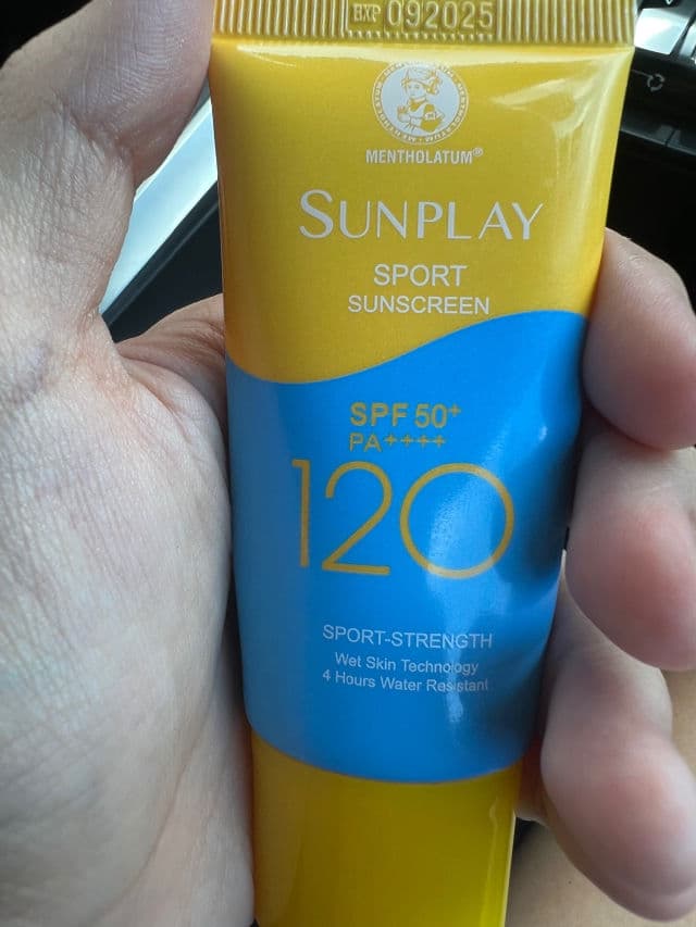 Sunplay Sport-Strength Sunscreen SPF50 review photo by tracywen