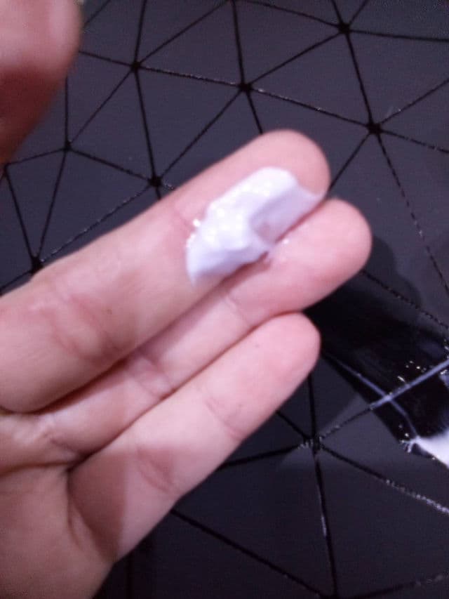 Eclat Retinol 0.8% Serum review photo by GYPSYPOTIONS94