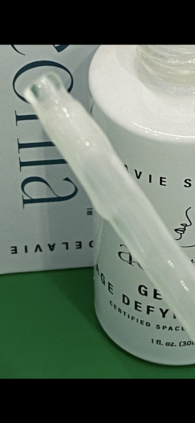 Delavie Sciences Aeonia Age Defying Serum review photo by subo03