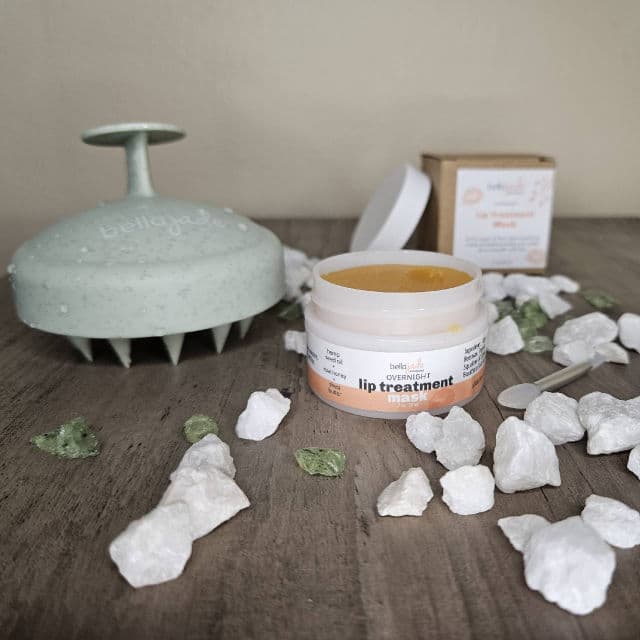 Bella Jade Botanicals Scalp & Head Massager Shampoo Brush review photo by missali