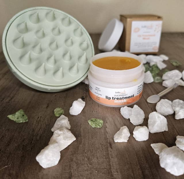 Bella Jade Botanicals Scalp & Head Massager Shampoo Brush review photo by missali