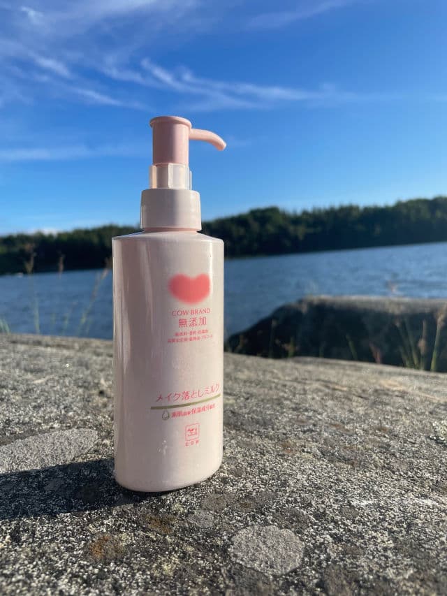 Cow Brand GYUNYU Additive Free Cleansing Milk review photo by skincareshortie