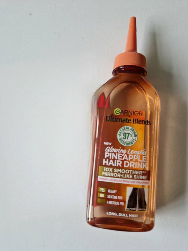 Garnier Ultimate Blends Glowing Lengths Pineapple Hair Drink review photo by Iwona1