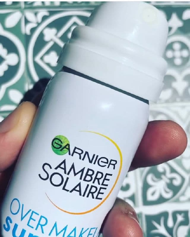 Garnier Ambre Solaire Over Makeup Super UV Protection Mist SPF50 review photo by Beautyadictas