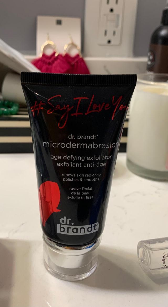 Microdermabrasion Renewing Age-Defying Face Exfoliator product review