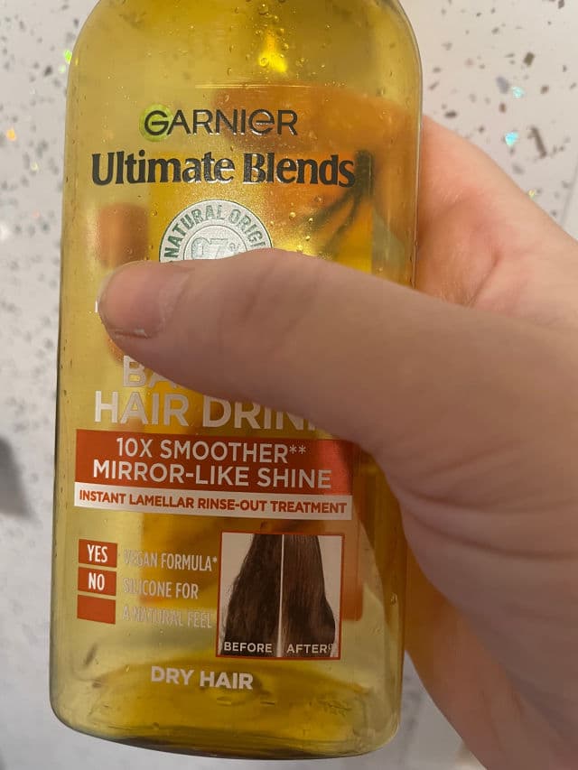 Garnier Ultimate Blends Glowing Lengths Pineapple Hair Drink review photo by shell979