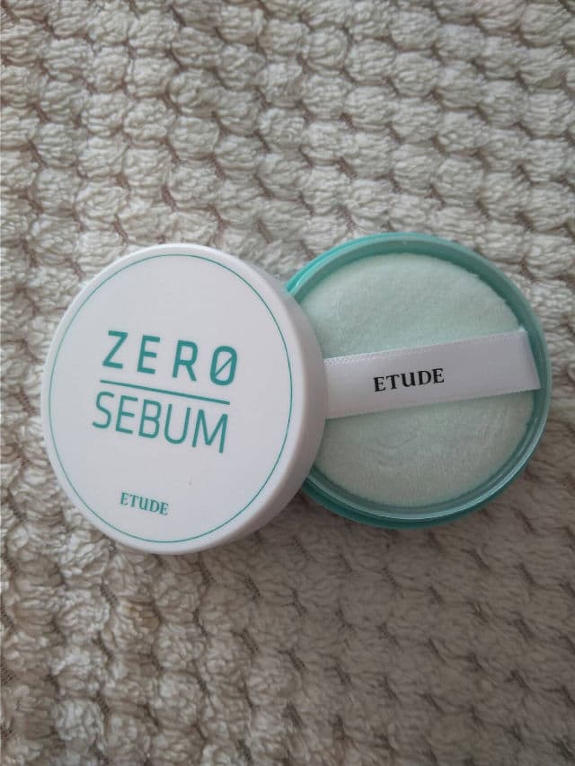 ETUDE Zero Sebum Drying Powder review photo by KFan