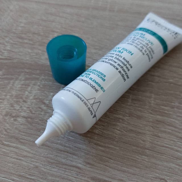 Uriage Hyséac New Skin Serum review photo by RedMarine28