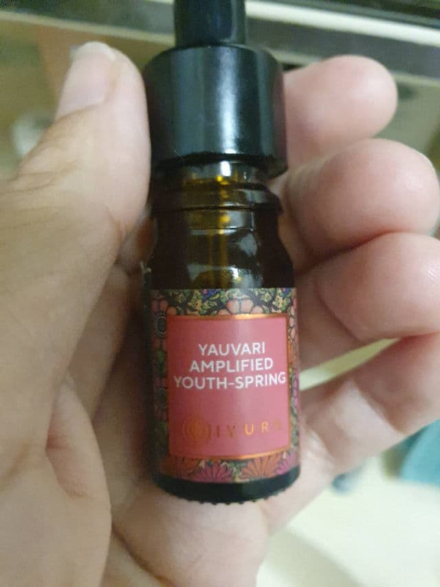 iYURA Yauvari Amplified Youth Spring Face Oil review photo by Manilaa