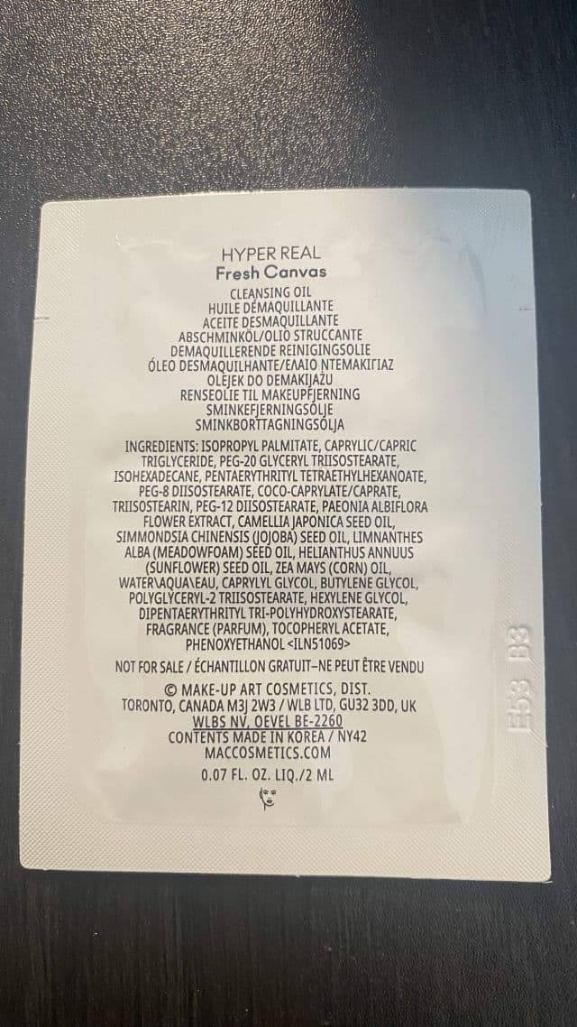 MAC Hyper Real Fresh Canvas Cream-to-Foam Cleanser review photo by CorieHoopz