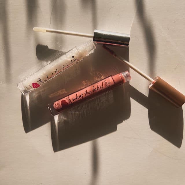 Essence What The Fake! Plumping Lip Filler review photo by maroxnaimi