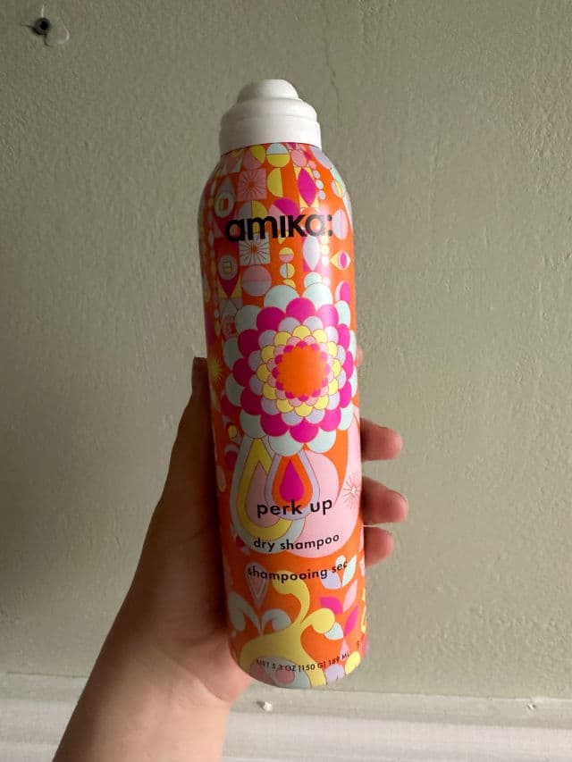 amika: Perk Up Dry Shampoo review photo by Ambss