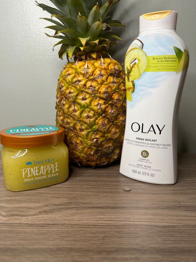 Tree Hut Pineapple Shea Sugar Scrub review photo by messijessie