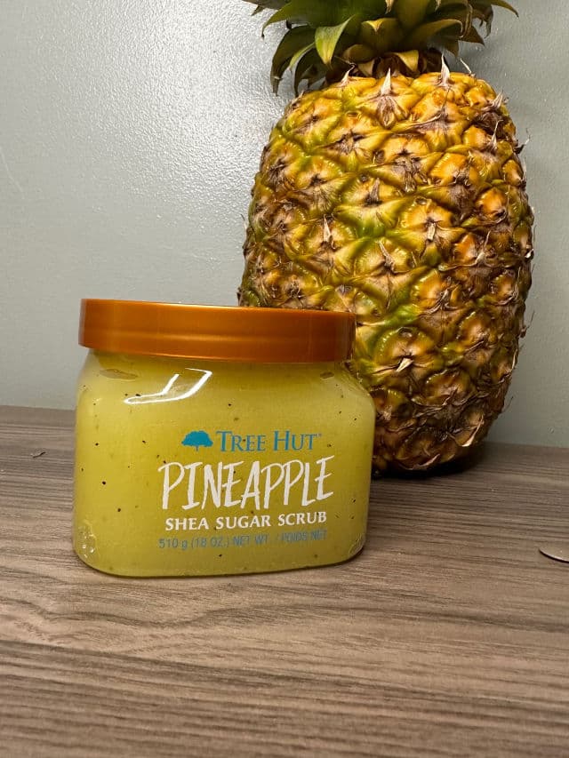 Tree Hut Pineapple Shea Sugar Scrub review photo by messijessie