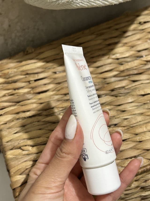 Avene Cleanance Mat Mattifying Emulsion review photo by VanesaG