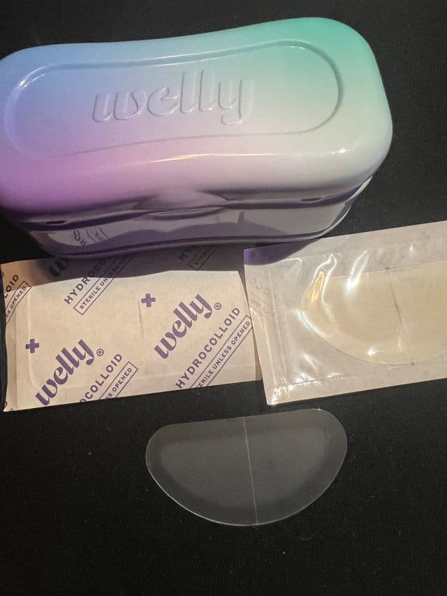 Welly Face Saver Acne Blemish Patch review photo by lynnc355