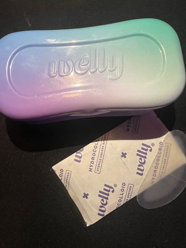 Welly Face Saver Acne Blemish Patch review photo by lynnc355