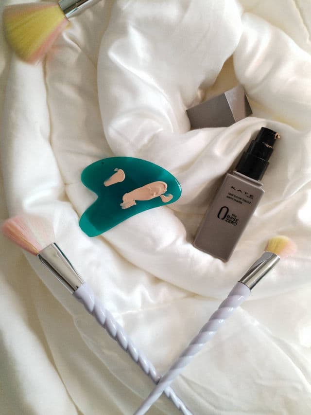 KATE Tokyo Real Cover Liquid Semi Matte Ivory review photo by SyuenYee