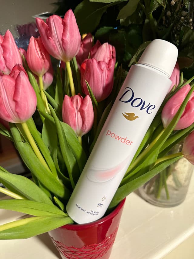 Dove Advanced Care Dry Spray Antiperspirant Deodorant Powder Soft review photo by Jonadawn