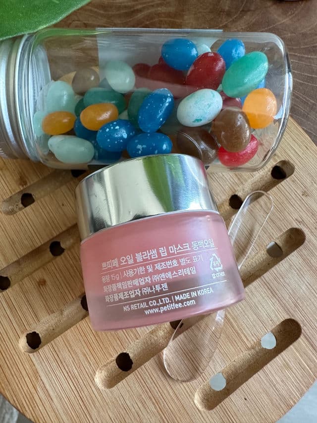 Petitfee Oil Blossom Lip Mask - Camelia Seed Oil review photo by NehaW