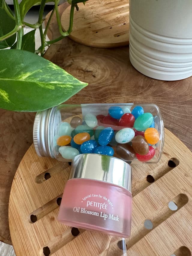 Petitfee Oil Blossom Lip Mask - Camelia Seed Oil review photo by NehaW