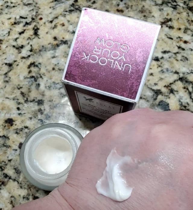 Eclat Pep Talk! Youth Boosting Cream review photo by JennB