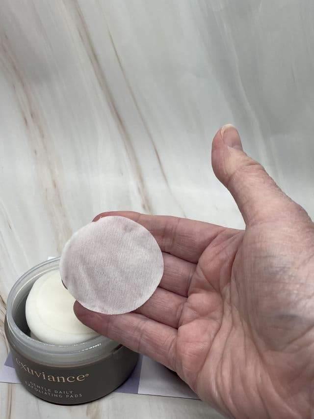 Exuviance Gentle Daily Exfoliating Pads review photo by Sharonspendstoomuch