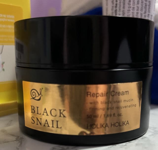 HOLIKA HOLIKA Prime Youth Black Snail Repair Cream review photo by Janet Lovell