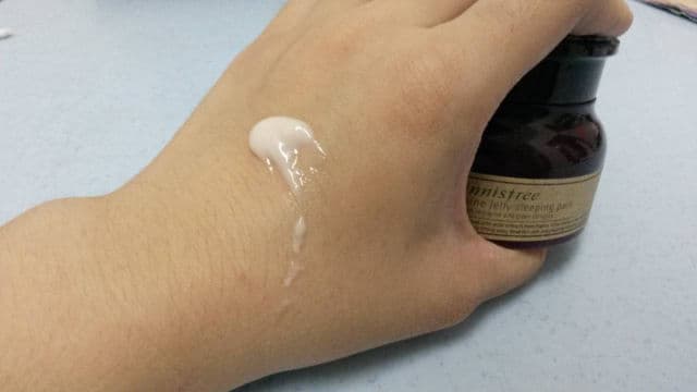 INNISFREE Wine Jelly Sleeping Pack review photo by kaoriskincarejournal