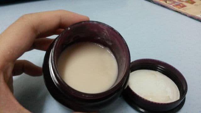 INNISFREE Wine Jelly Sleeping Pack review photo by kaoriskincarejournal