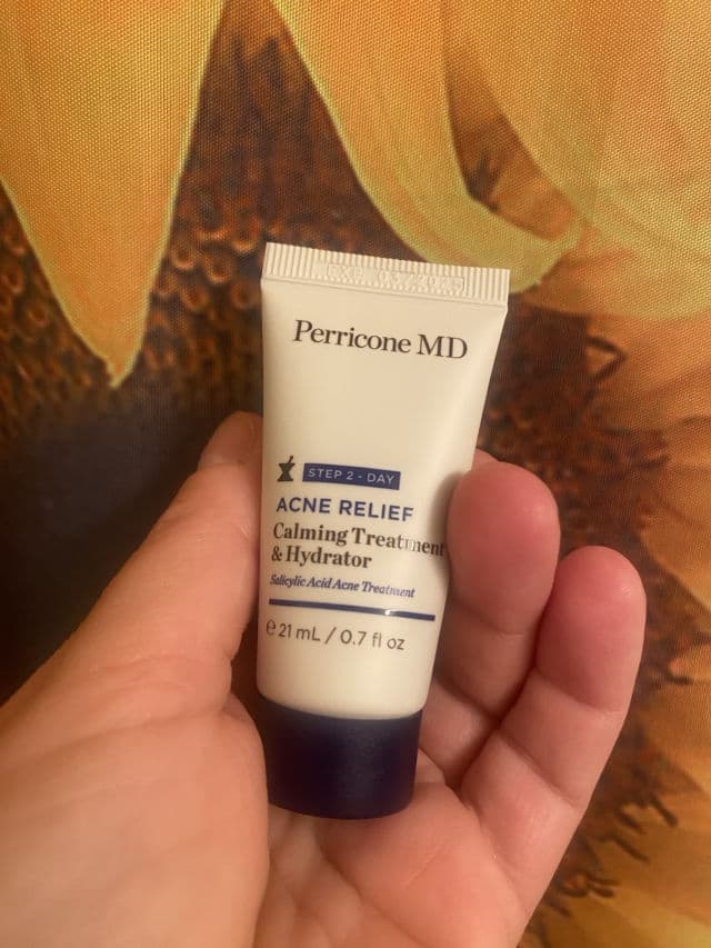 Perricone MD Acne Relief Calming Treatment & Hydrator review photo by chasi