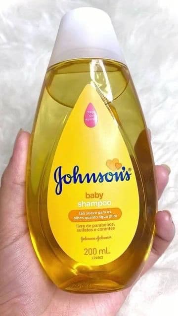 Johnson's Baby Shampoo Tear-Free with Gentle Formula review photo by Nesli