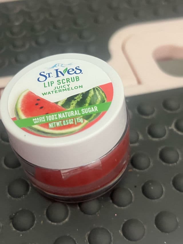 St. Ives Juicy Watermelon Lip Scrub review photo by Emmacheers