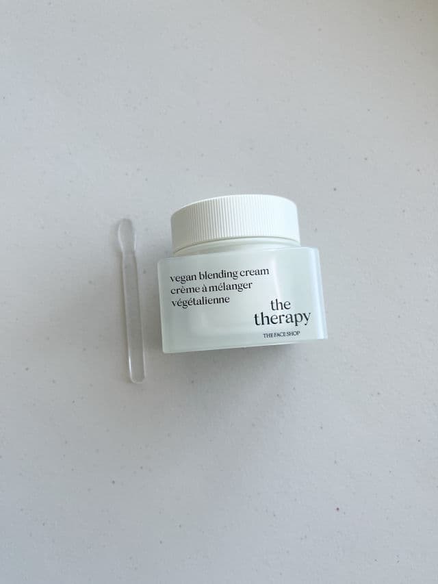 THE FACE SHOP The Therapy Vegan Moisture Blending Cream review photo by iamwonderfullymade