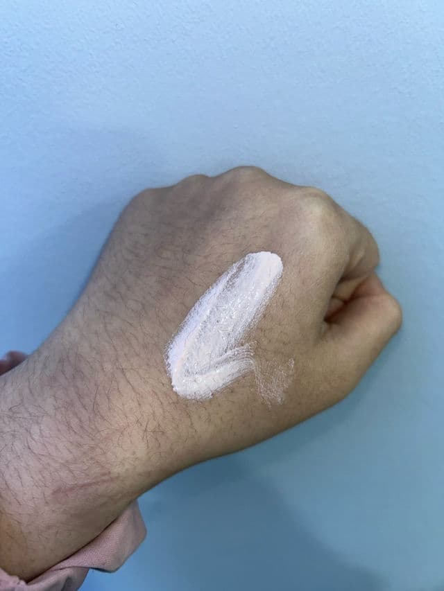 COSRX Aloe 54.2 Aqua Tone-up Sunscreen SPF50+ PA++++ review photo by qshhio